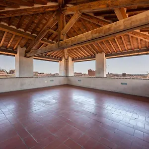 Nella Torre Del Poschi Penthouse With Roof Terrace Appartement Pise