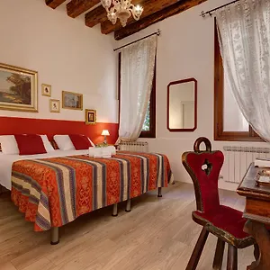 Hotel San Samuele Venedig
